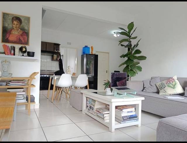 1 BEDROOM PROPERTY TO RENT IN RANDBURG CENTRAL